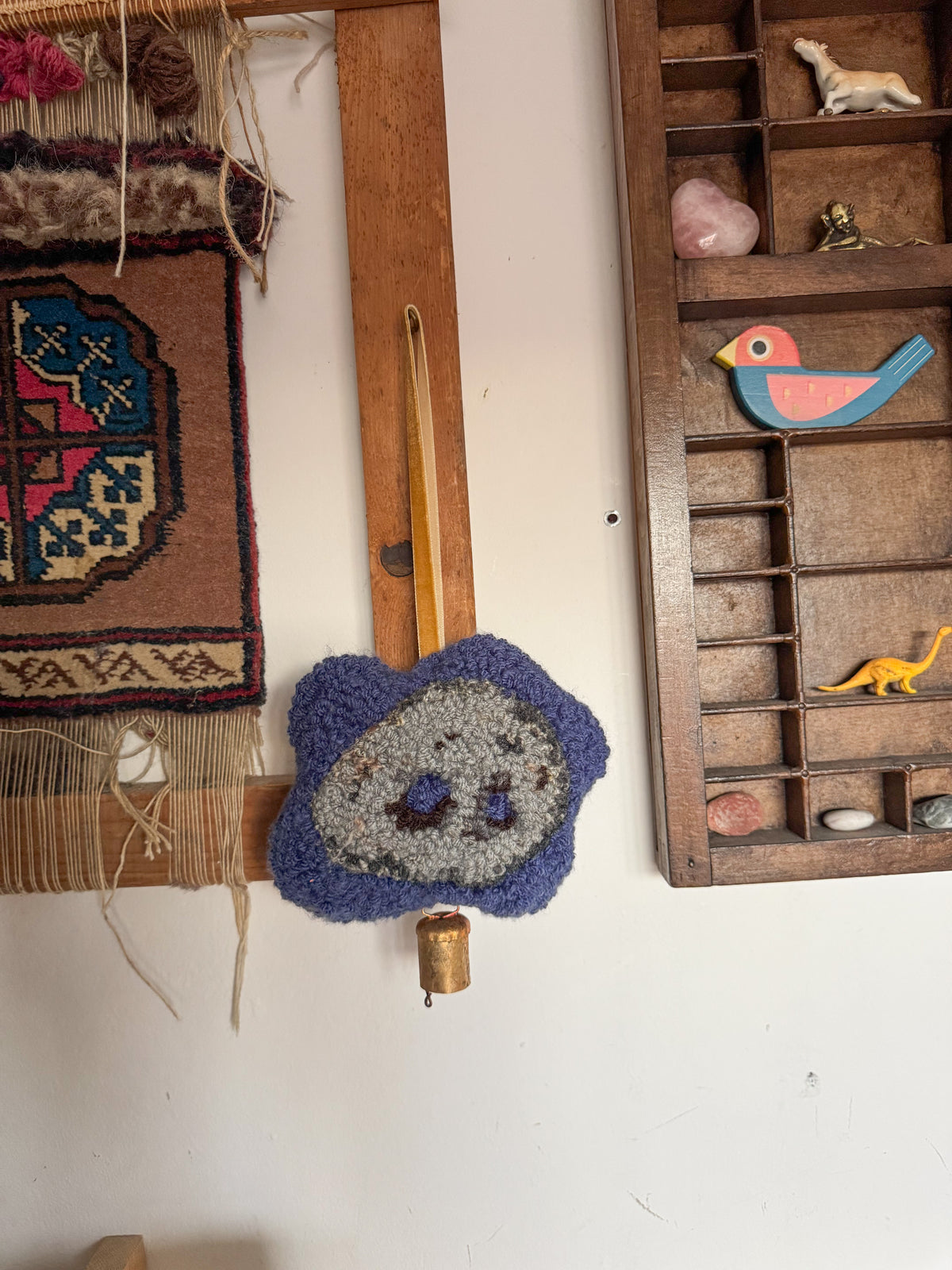 hagstone talisman (blue)