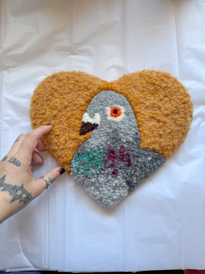 Pigeon sweetheart (28cm) - yellow gold