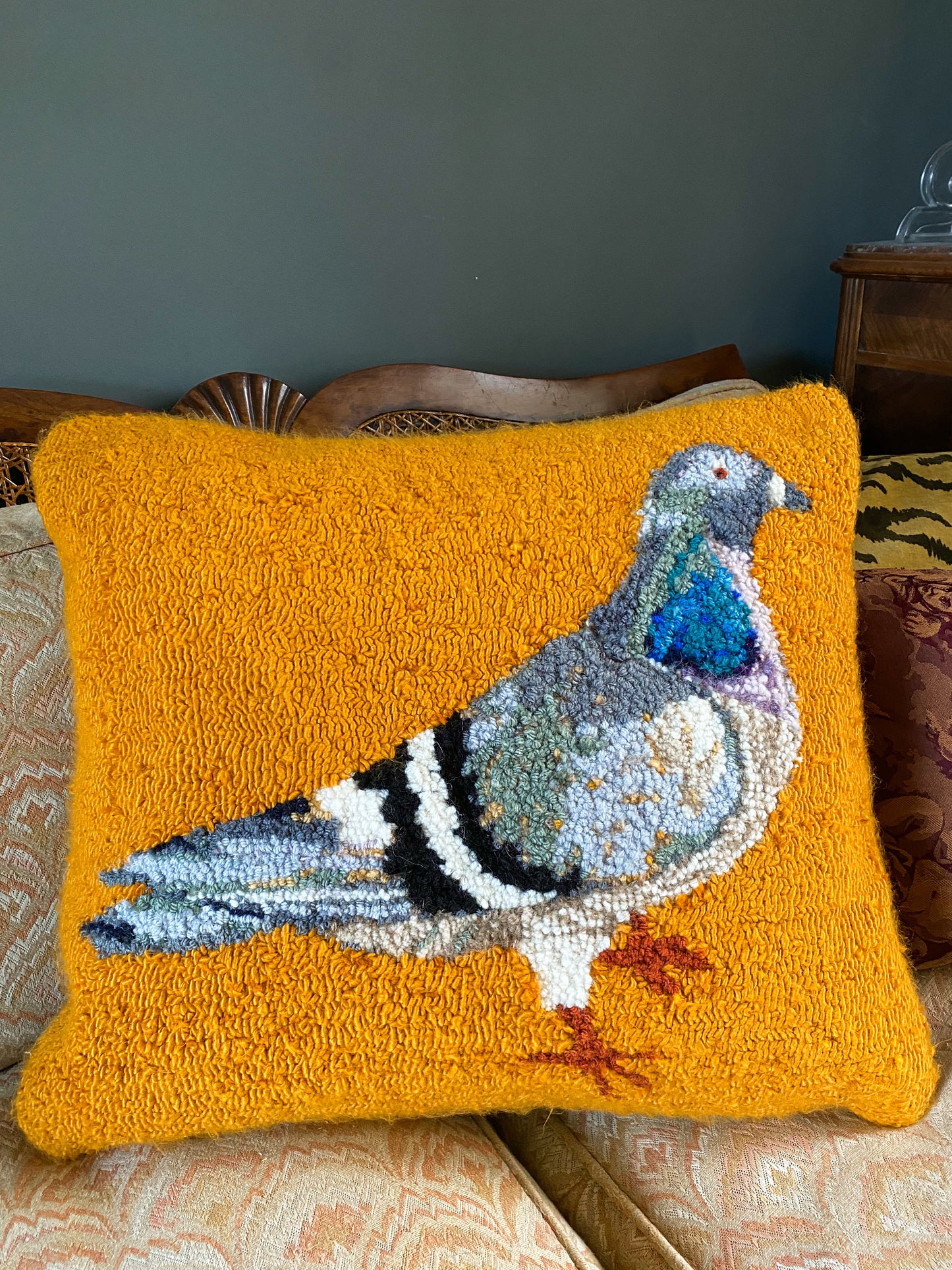 Custom pigeon