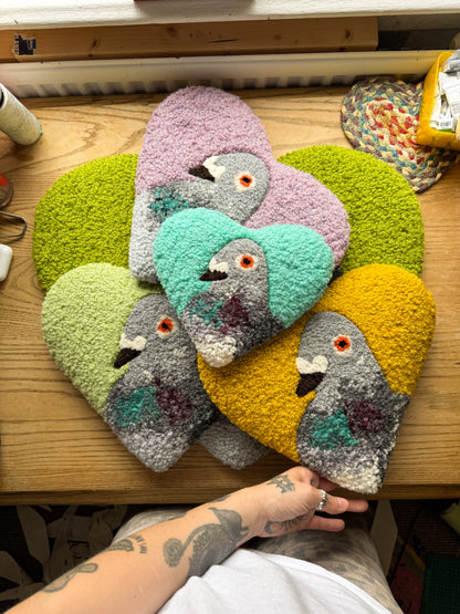 Mini Pigeon sweetheart (teal blue)