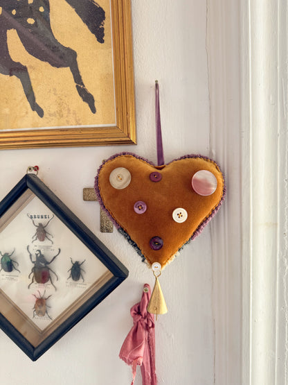 lucky pigeon charm (heather)