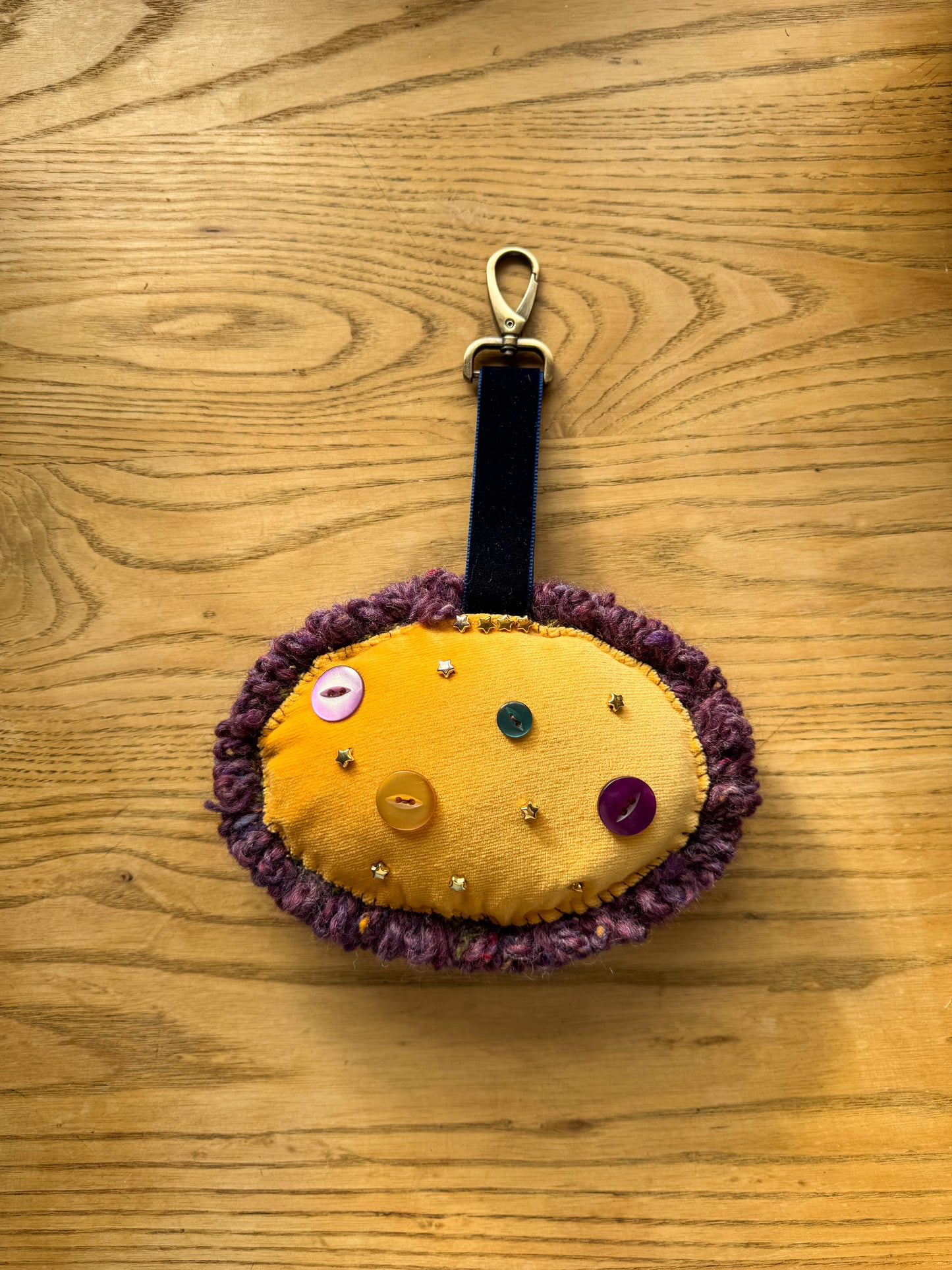 Snail bag charm (large)