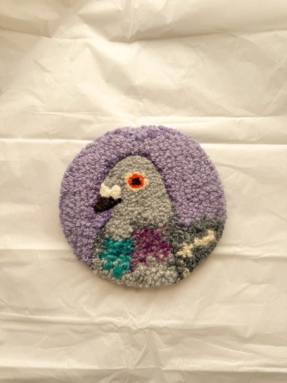 Pigeon portrait (dusty lilac)