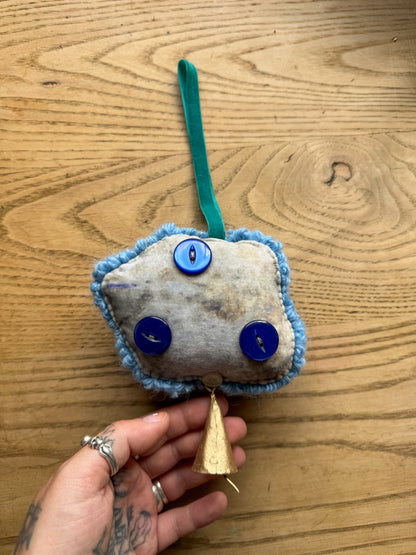 mini hagstone talisman