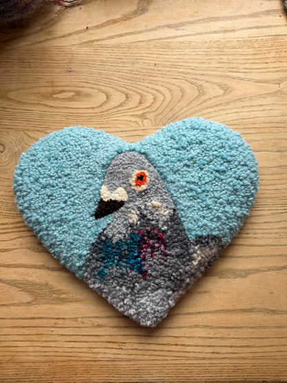 Pigeon sweetheart (sky blue)