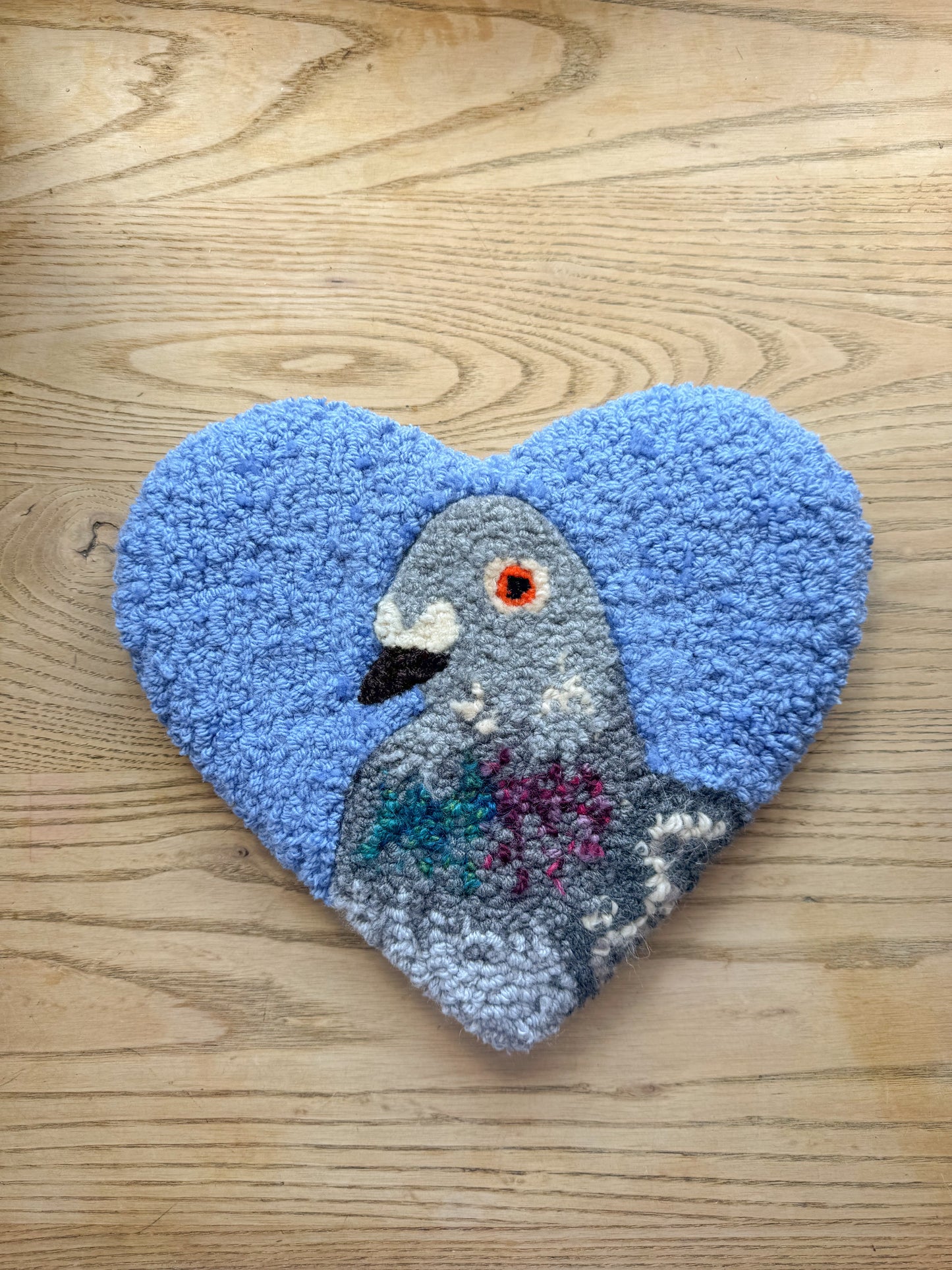 Pigeon sweetheart (cornflower blue)