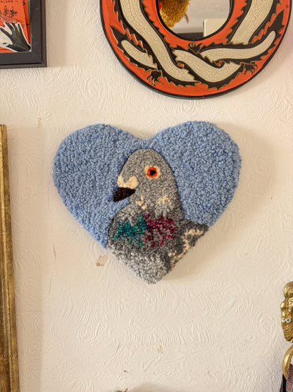 Pigeon sweetheart (cornflower blue)