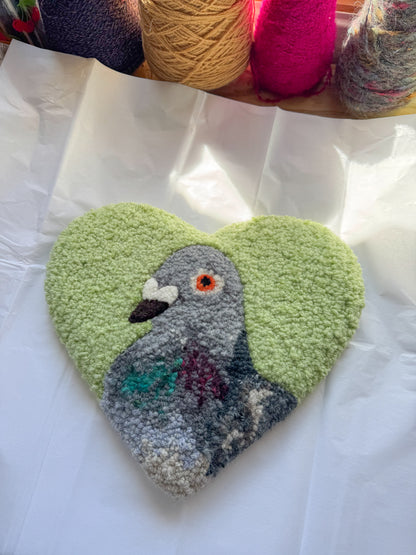 Pigeon sweetheart 32cm (limited edition colour - spring mint)