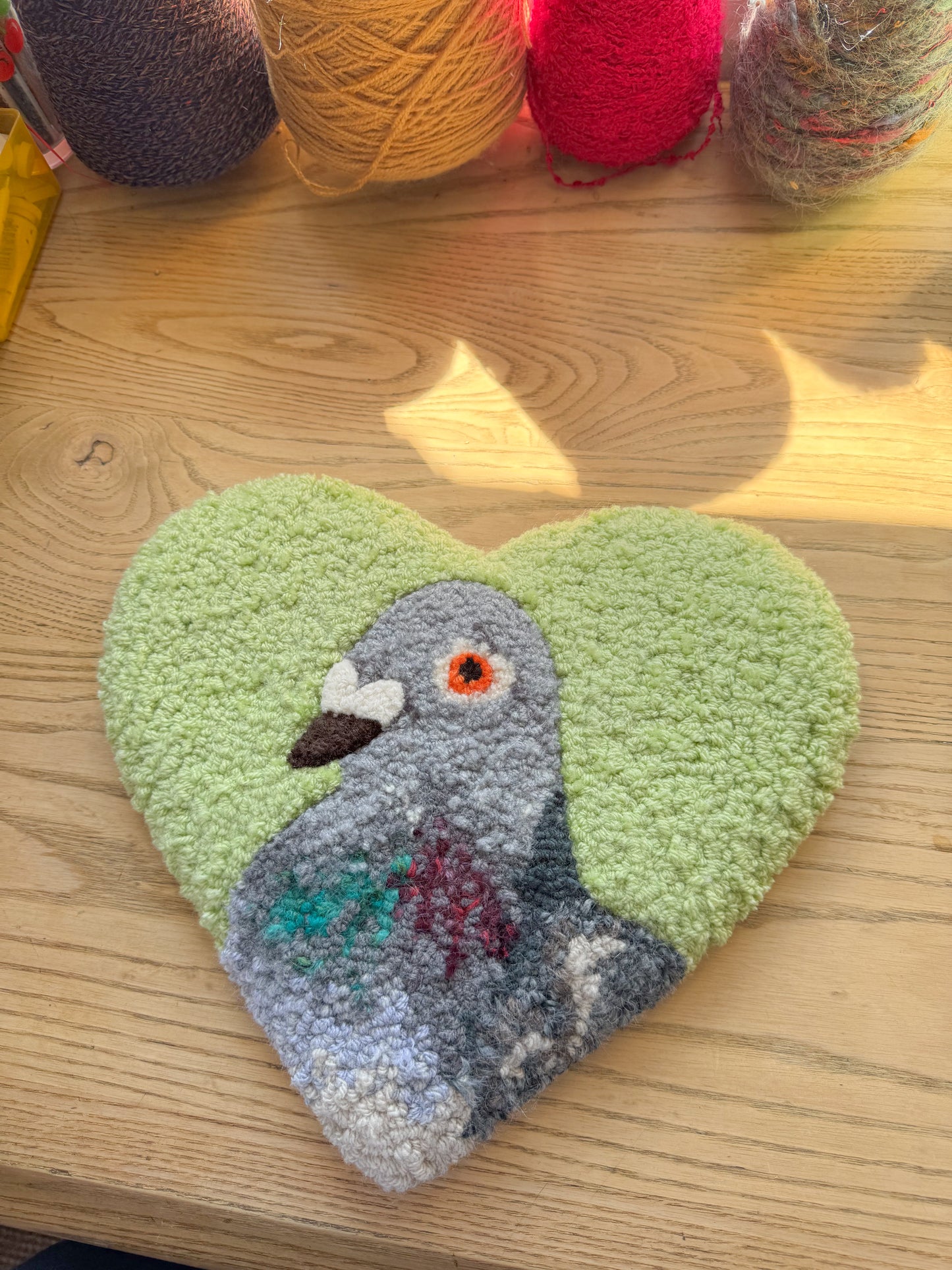 Pigeon sweetheart 32cm (limited edition colour - spring mint)