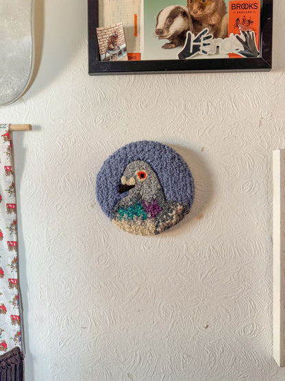 Pigeon portrait (denim blue)