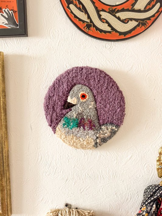 Pigeon portrait (dark heather)