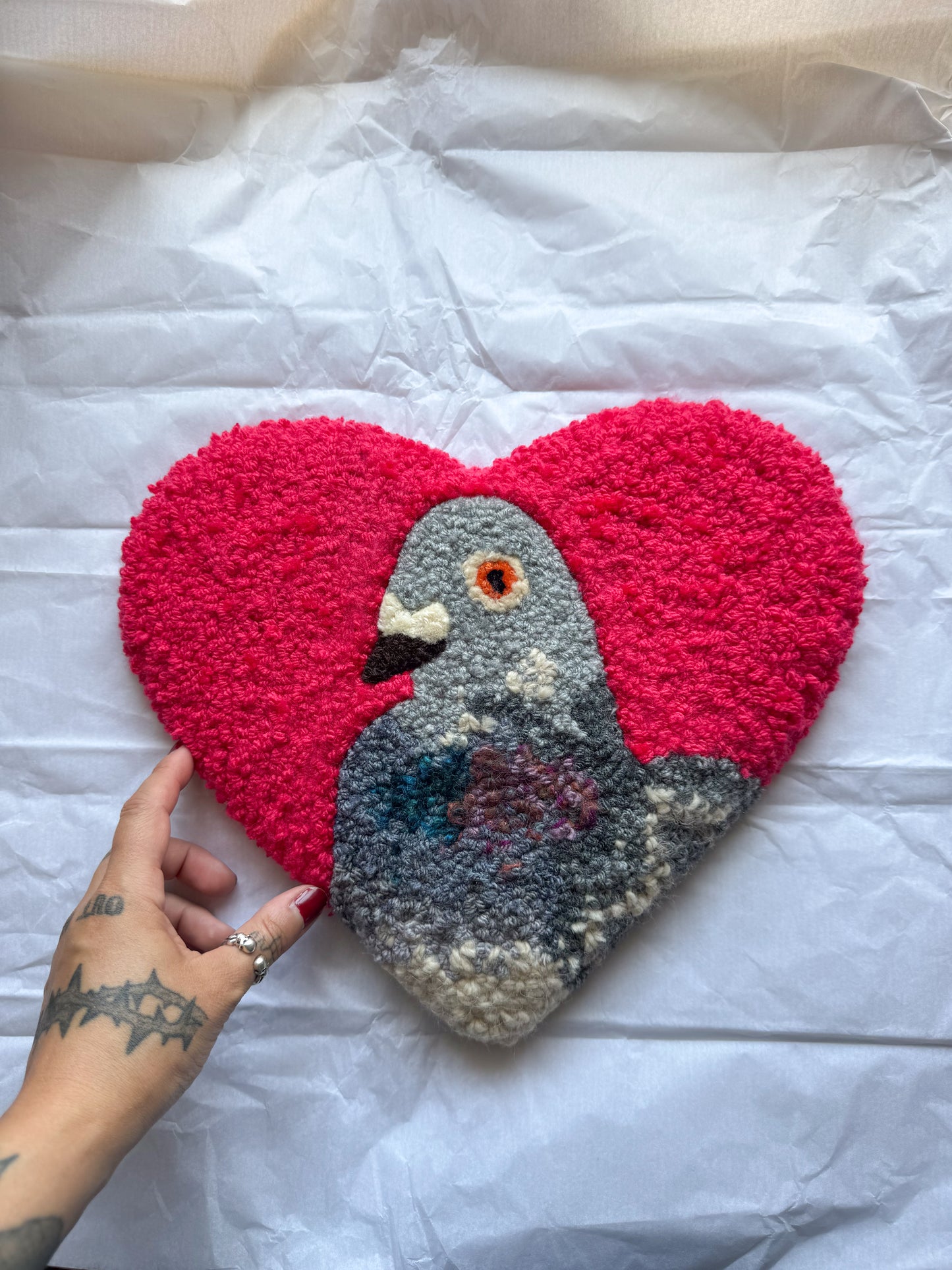 Pigeon sweetheart (deep coral)