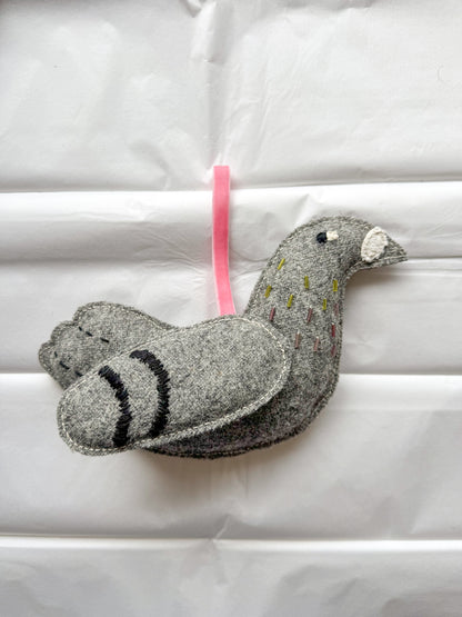 Pigeon (blue)