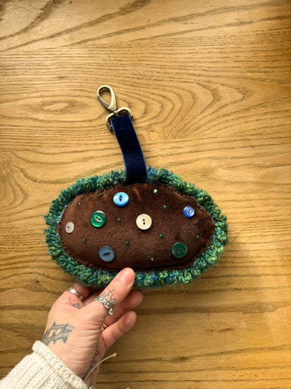 Snail bag charm (large)