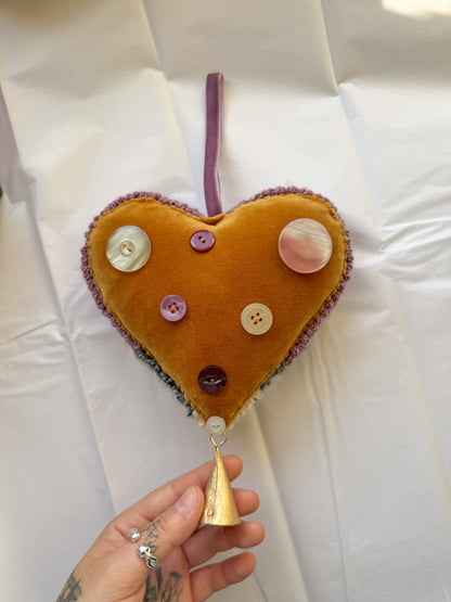lucky pigeon charm (heather)
