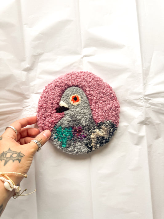 Pigeon portrait (rose pink)