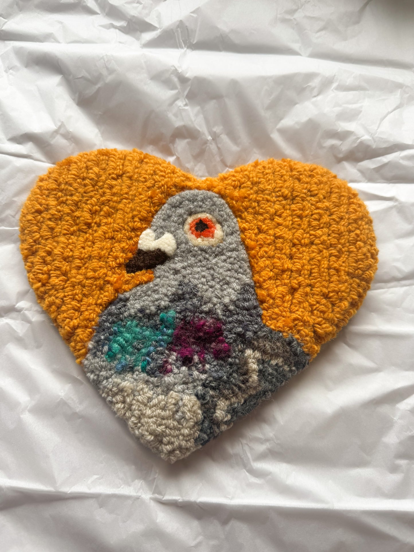 (Shorter loop) Pigeon sweetheart (gold)