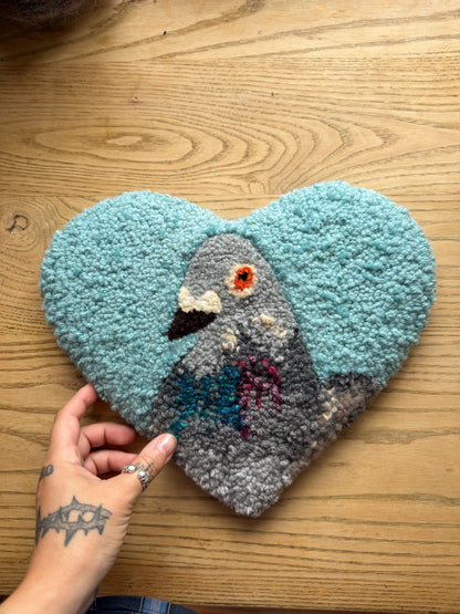 Pigeon sweetheart (sky blue)
