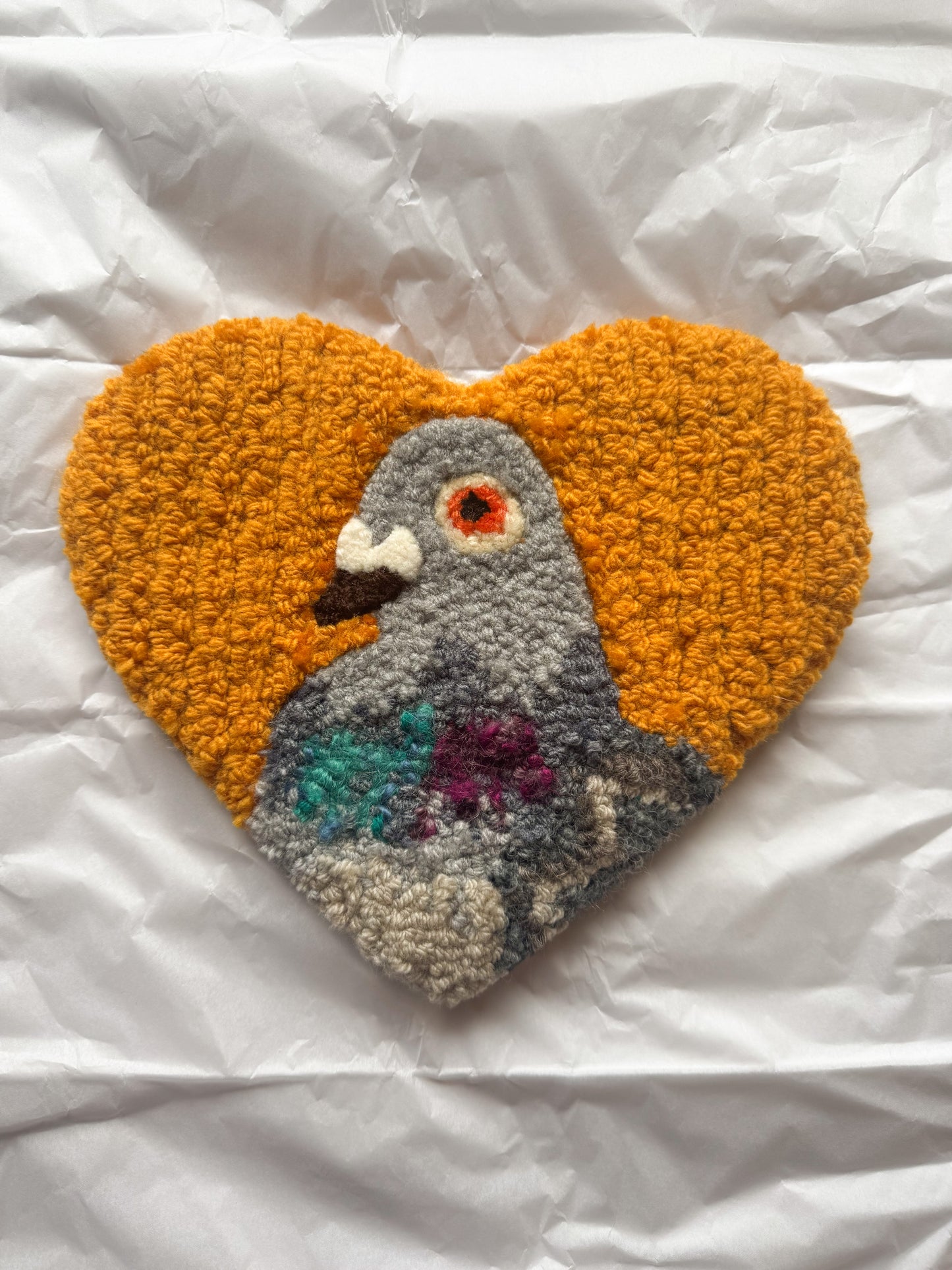 (Shorter loop) Pigeon sweetheart (gold)