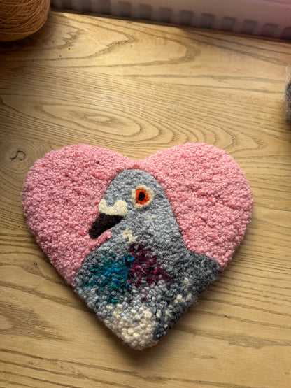 Pigeon sweetheart (blush pink)