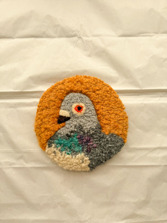 Pigeon portrait (mustard gold)