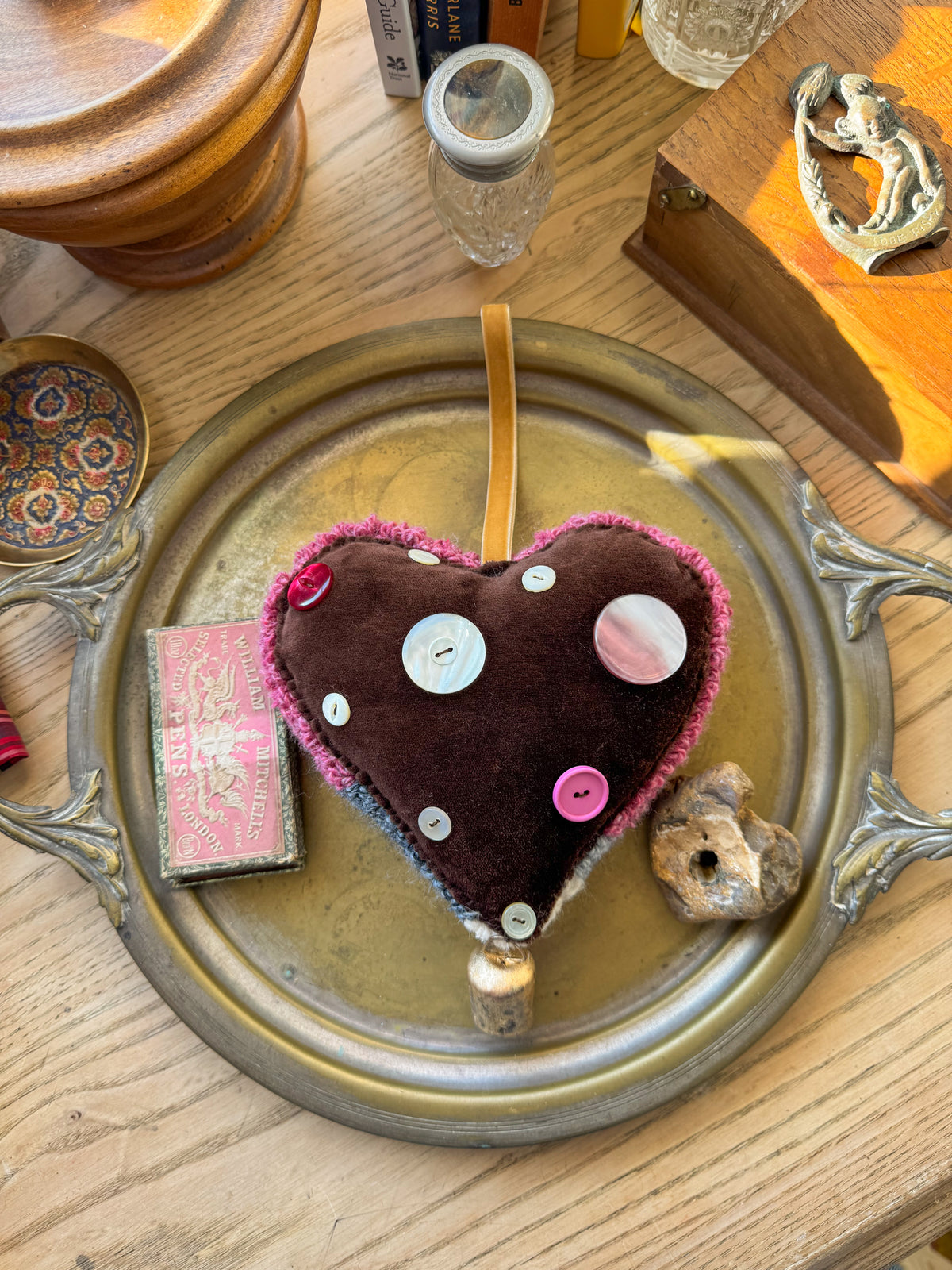 lucky pigeon charm (pink tweed)