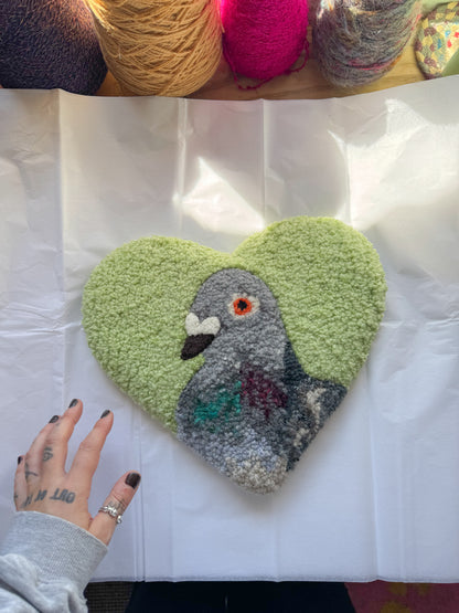 Pigeon sweetheart 32cm (limited edition colour - spring mint)