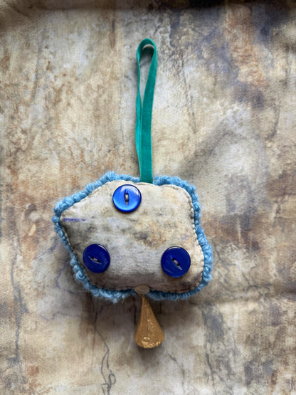 mini hagstone talisman