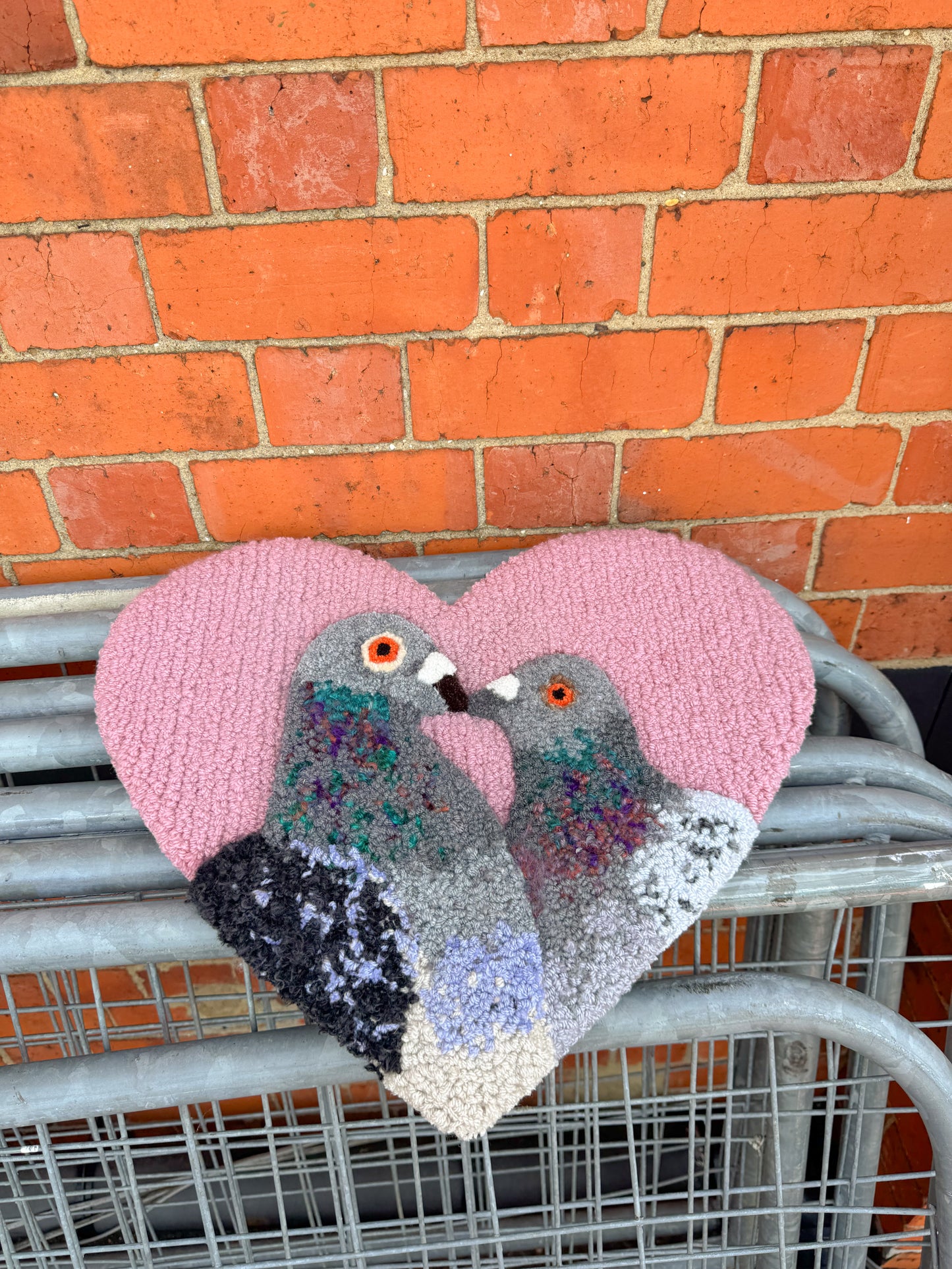 large pigeons *kiss*