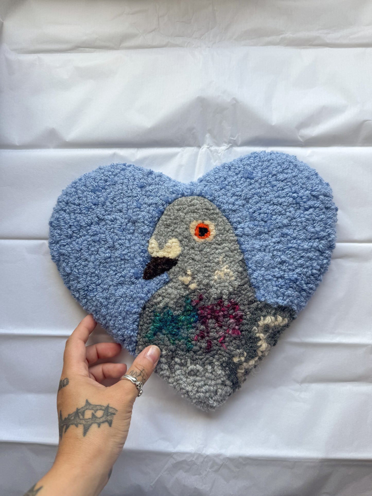 Pigeon sweetheart (cornflower blue)
