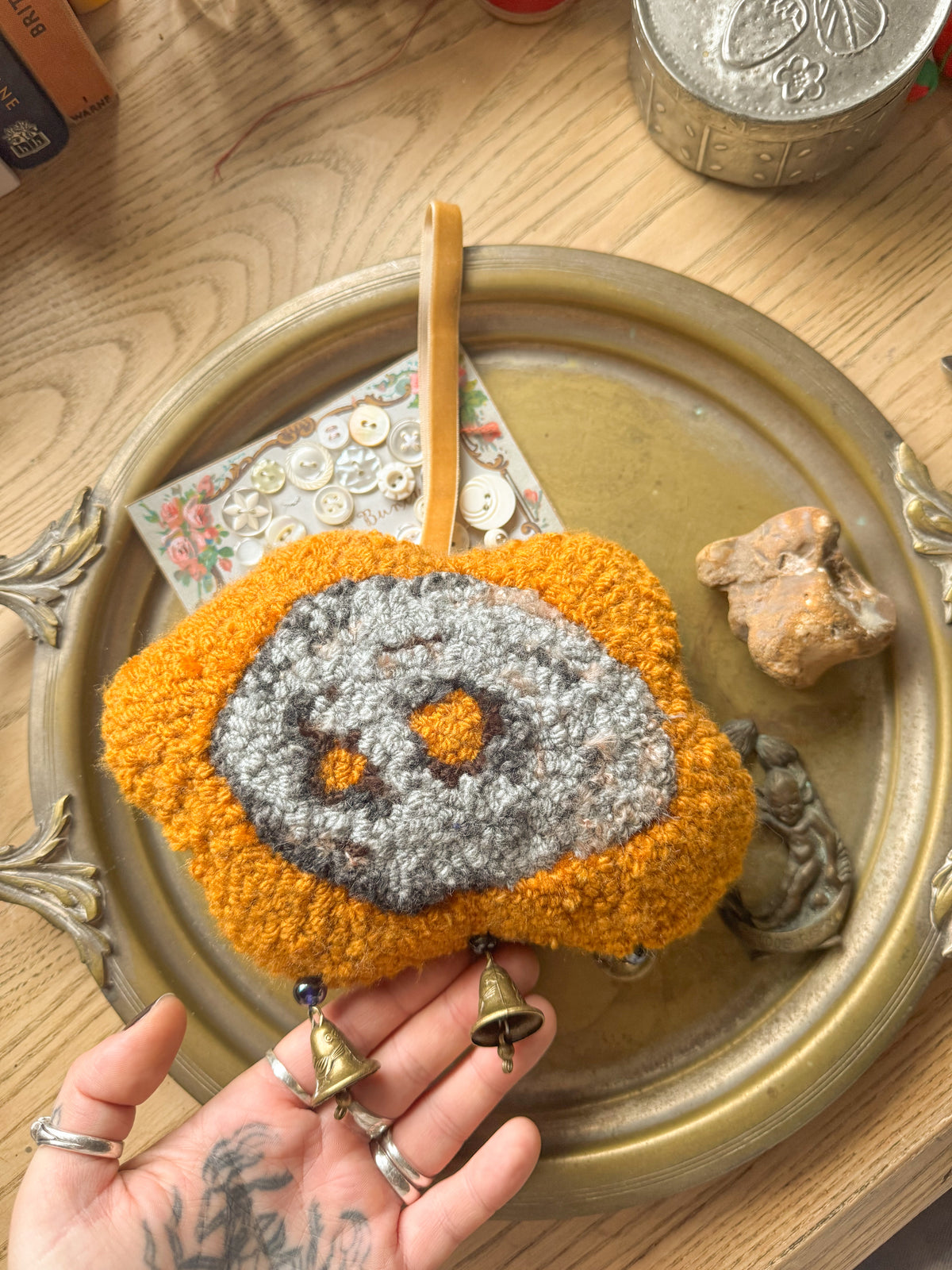 Large hagstone talisman (gold)